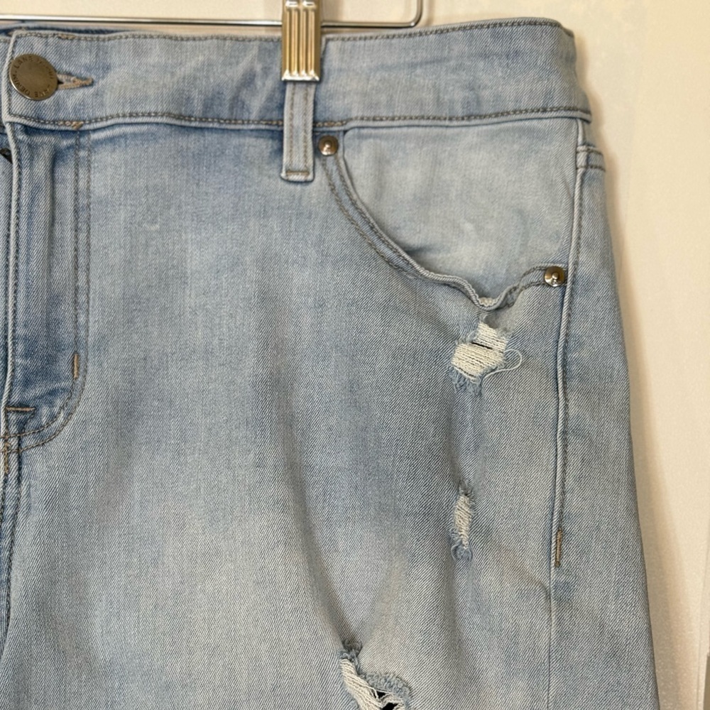 Lane Bryant Flex Magic Waist Mid Rise Signature Denim 4" Shorts Plus Size 20 - Picture 4 of 9